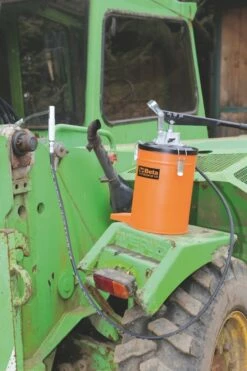 Beta 1750KG10 Vetafgifte Pomp | 3 Druk Niveaus | 10 Kg | Slang 2 Mtr [017500100] -METABO Winkel Beta 1750KG10 Vetafgifte pomp 017500100 ext 3