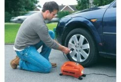 Black & Decker ASI 200 Mini Compressor Mini Compressor | 8,3 Bar | 12 Volt DC | + Toebehoren [ASI200] -METABO Winkel Black Decker ASI 200 Mini Compressor ASI200 ext 4