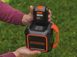 Black & Decker BDCSP18N Bluetooth Speaker | 18 Volt | Lithium Ion | Bereik 30 M [BDCSP18N] -METABO Winkel Black Decker BDCSP18N BDCSP18 N ext 2