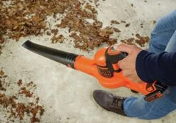 Black & Decker GWC1820PC Bladblazer | Accu 18 Volt 2,0 Ah Li-Ion [GWC 1820 PC] -METABO Winkel Black Decker GWC1820PC GWC 1820 PC ext 4