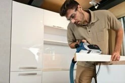 Bosch Professional GHO 16-82 Schaafmachine | 82 Mm | 630 Watt | +Stofzak +Parallelgeleider [0.601.5A4.000] -METABO Winkel Bosch Blauw GHO 16 82 0.601.5A4.000 ext 2