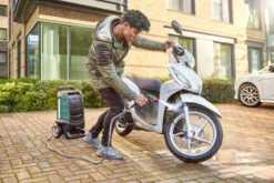 Bosch Tuingereedschap Fontus 18V Allesreiniger | 20 Bar | 15L | 1x Accu 18V 2.5Ah | +Accessoires [0.600.8B6.101] -METABO Winkel Bosch Tuin Fontus 0.600.8B6.000 ext 15 1