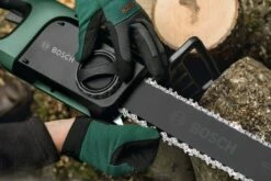 Bosch Tuingereedschap UniversalChain 35 Kettingzaag | 350 Mm | 1800 Watt [0.600.8B8.303] -METABO Winkel Bosch Tuin UniversalChain 35 0.600.8B8.3000 ext 8