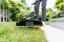 Bosch Tuingereedschap UniversalGrassCut 18V-260 Accu Trimmer | IntelliFeed 26 Cm | 18V 2,0 Ah Li-Ion [0.600.8C1.D03] -METABO Winkel Bosch Tuin UniversalGrassCut 18 260 0.600.8C1.D00 ext 5