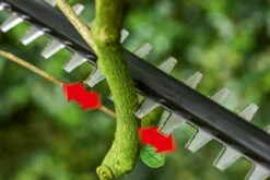 Bosch Tuingereedschap UniversalHedgePole 18 Accu Heggenschaar | 18V Li-Ion 2.5Ah | 43cm | Met Telescoopstang [0.600.8B3.000] -METABO Winkel Bosch Tuin UniversalHedgePole 18 0.600.8B3.000 ext 4