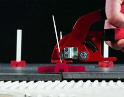 Carat Tegelnivelleersysteem Tegelnivelleersysteem | Tegelzetters | Tang + 100 Sets | +Emmer [BTNSSET000] -METABO Winkel Carat Tegelnivelleerset BTNSSET000 Extra 1