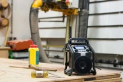 PerfectPro POWERPLAYER Bouwradio | Bluetooth | Aux-In | FM RDS | DAB+ Digitaal [PP2] -METABO Winkel PerfectPro POWERPLAYER PP2 ext 4