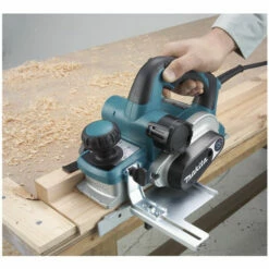 Makita KP0810CK Schaafmachine | 82 Mm | 1050 Watt | Koffer | Electronica [KP0810CK] -METABO Winkel Schaafmachine KP0810CK 1