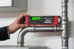 Sola RED 25 Digital Waterpas Waterpas | Elektronische Hellingmeter | RED Digital | 25 Cm [01730201] -METABO Winkel Sola RED 25 Digital Waterpas 01730201 ext 4