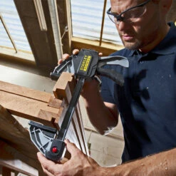 Stanley FatMax Eenhandklem XL Eenhandklem | Klemcapaciteit 90 X 900 Mm | Lengte 1150 Mm [FMHT0-83241] -METABO Winkel Stanley handgereedschap FatMax eenhandklem XL FMHT0 83238 ext 6 3