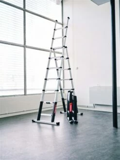 Telesteps 72430-681 Ladder | Opvouwbaar | Stabilisatiebalk | 3,0 Meter [Combi Line Ladder] -METABO Winkel Telesteps 72430 681 Combi Line ladder ext 3